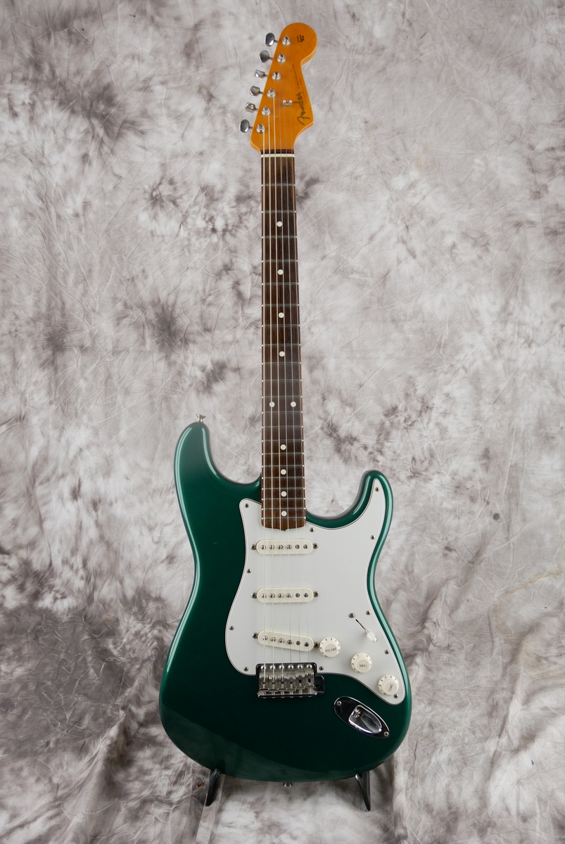 Fender_Stratocaster_62_AVRI_sherwood_green_1999-001.JPG