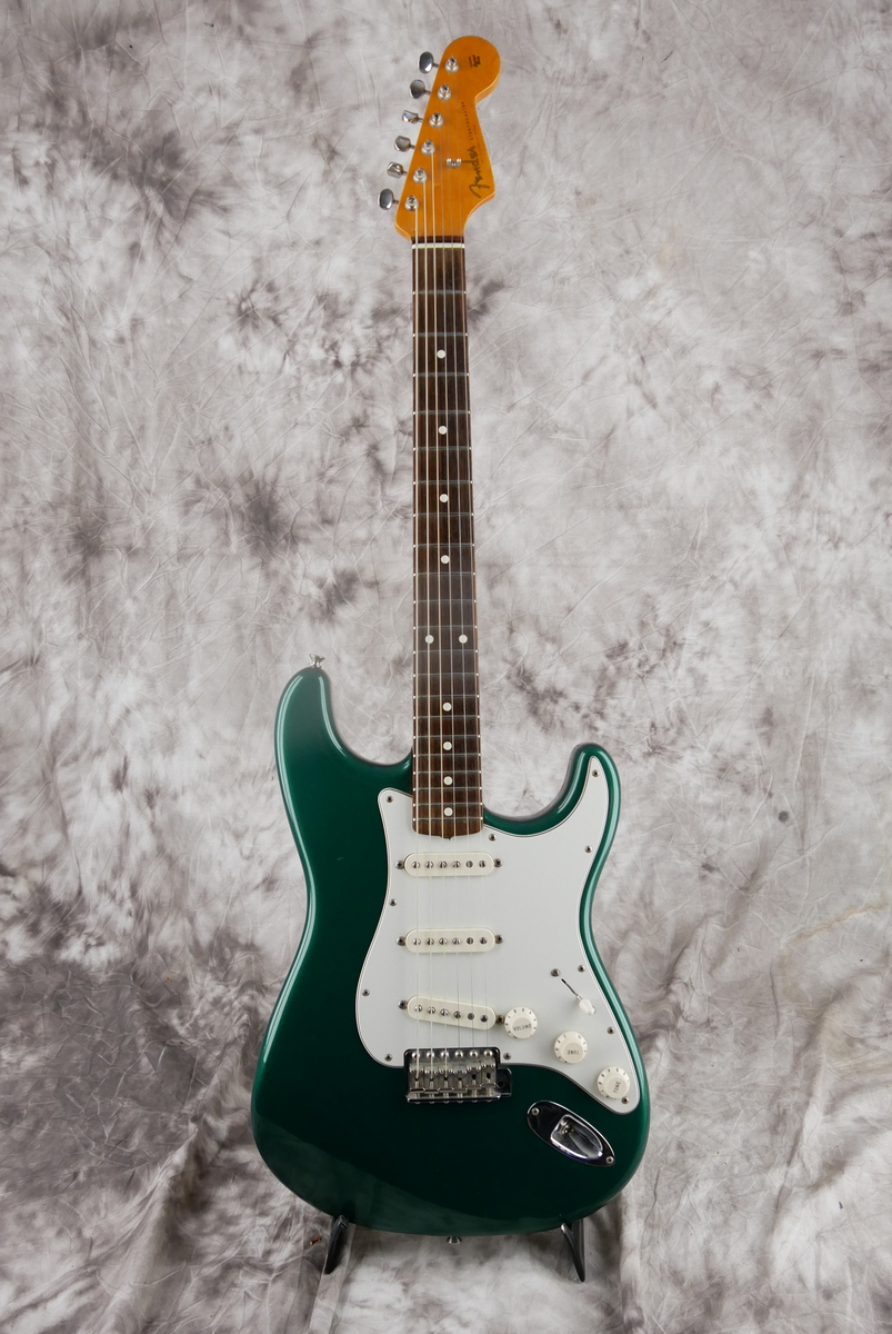 img/vintage/4696/Fender_Stratocaster_62_AVRI_sherwood_green_1999-001.JPG