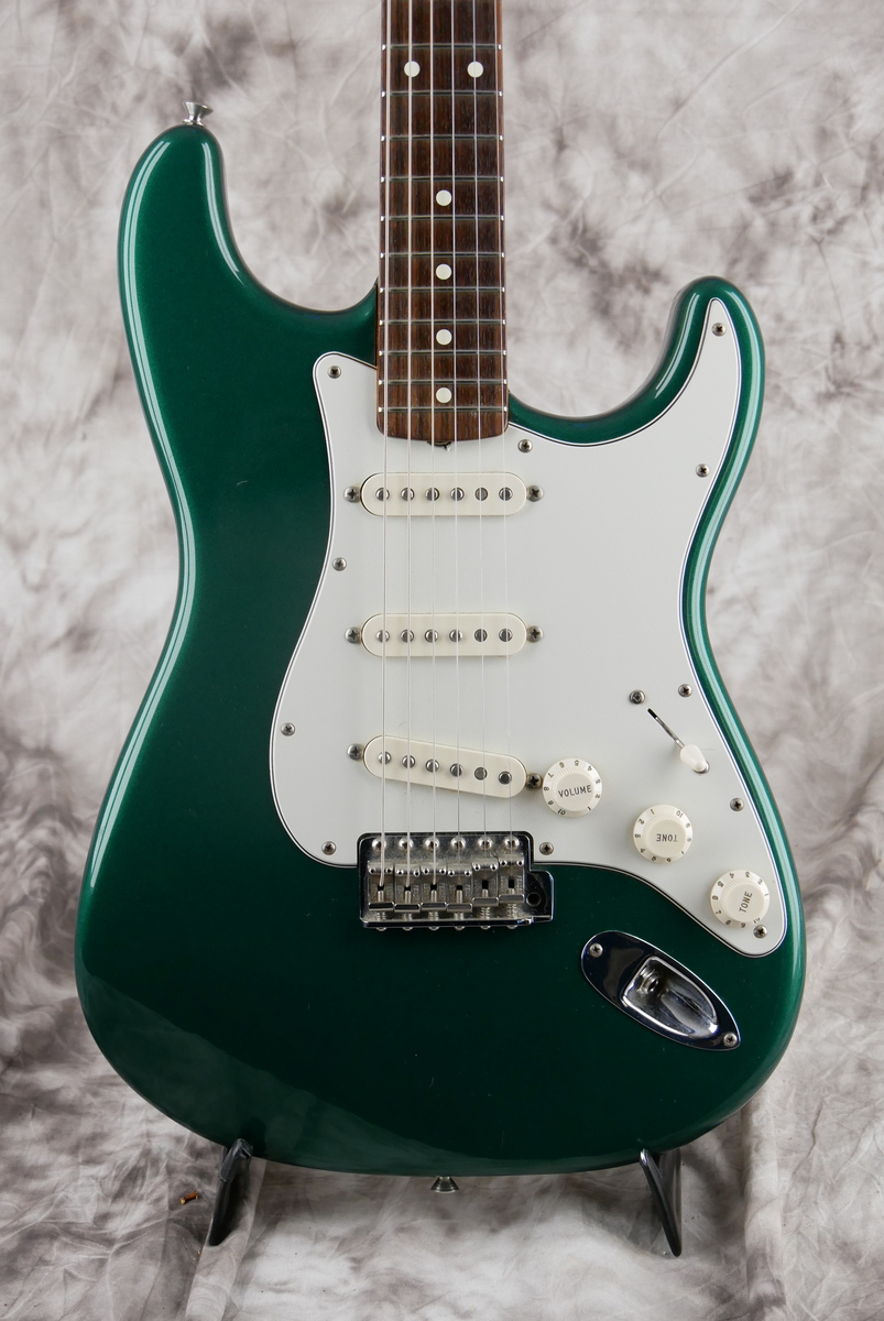 Fender_Stratocaster_62_AVRI_sherwood_green_1999-003.JPG