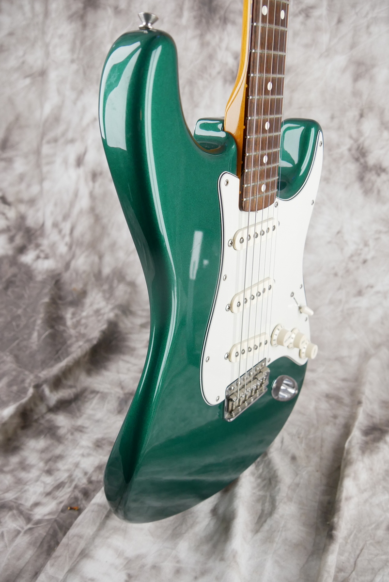 img/vintage/4696/Fender_Stratocaster_62_AVRI_sherwood_green_1999-005.JPG