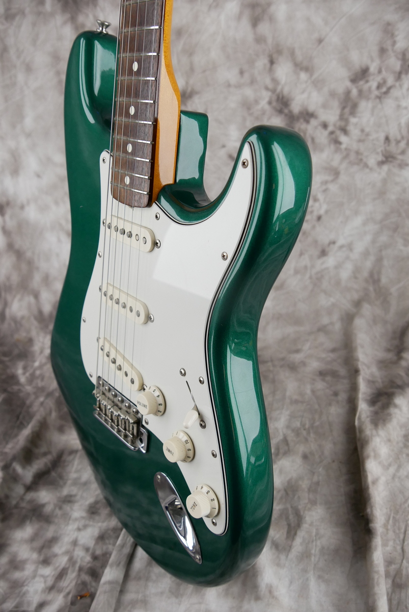 Fender_Stratocaster_62_AVRI_sherwood_green_1999-006.JPG