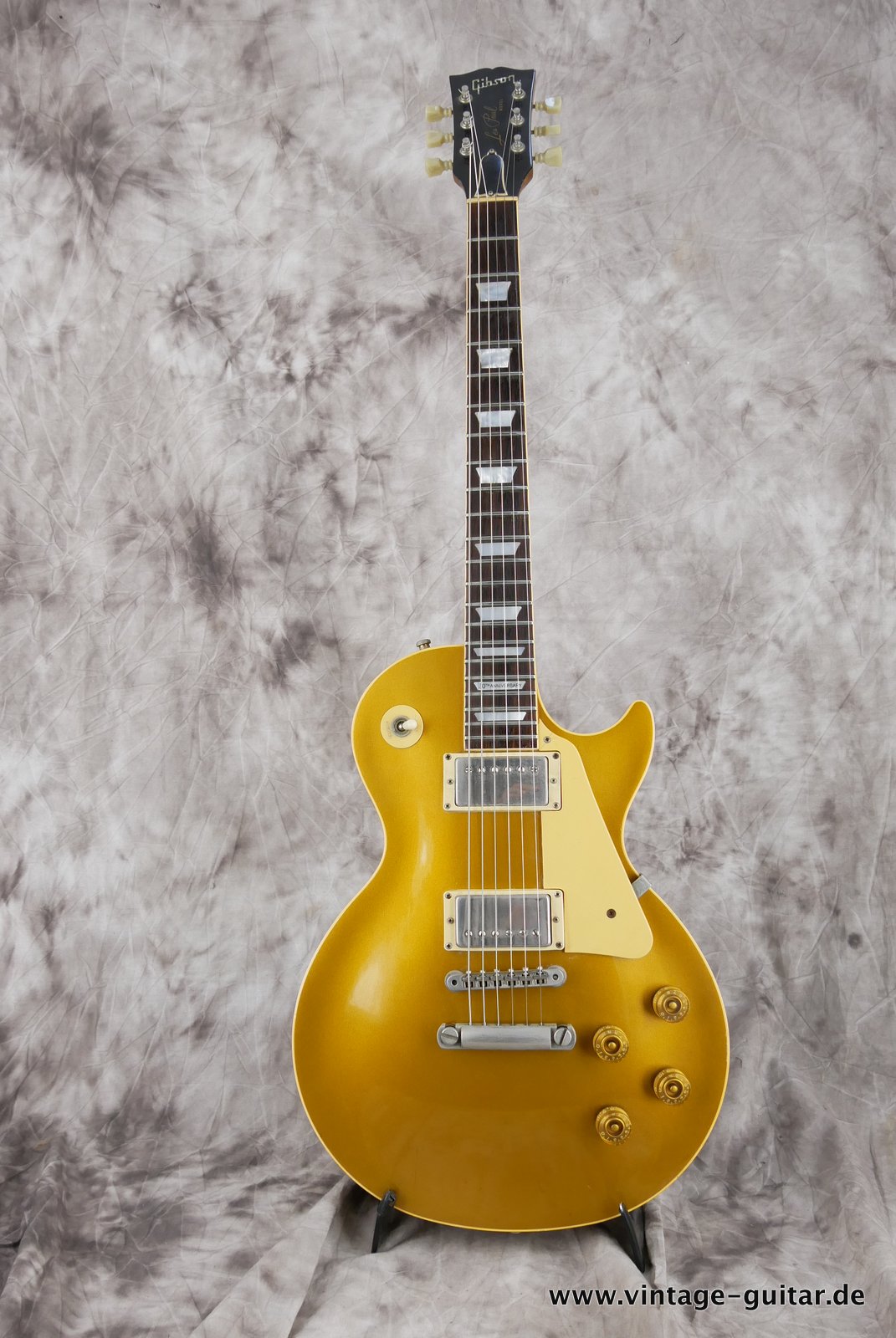 Gibson-Les-Paul-Goldtop-30th-Anniversary-1982-001.JPG
