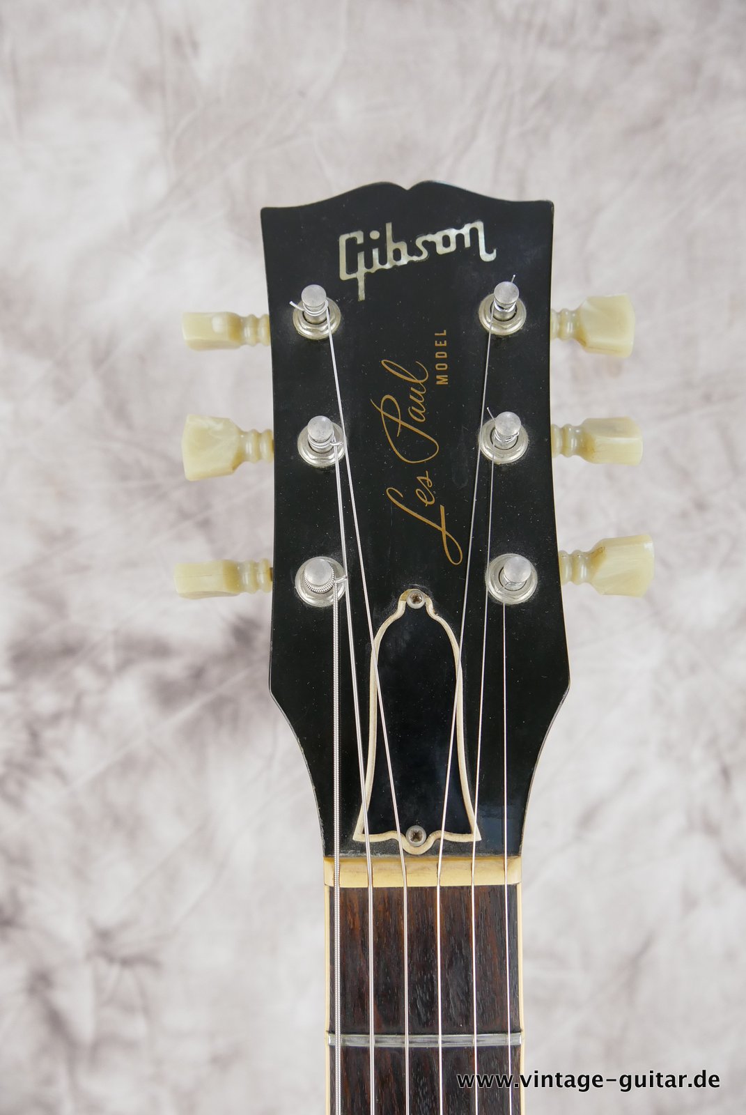 Gibson-Les-Paul-Goldtop-30th-Anniversary-1982-011.JPG