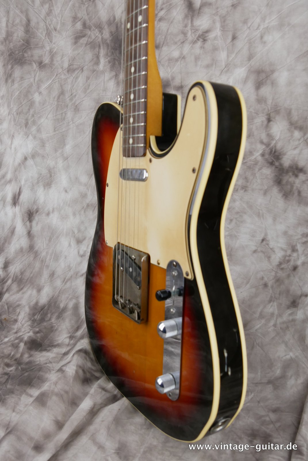Fender-Telecaster-Custom-TL62-Reissue-MiJ-JV-1985-006.JPG
