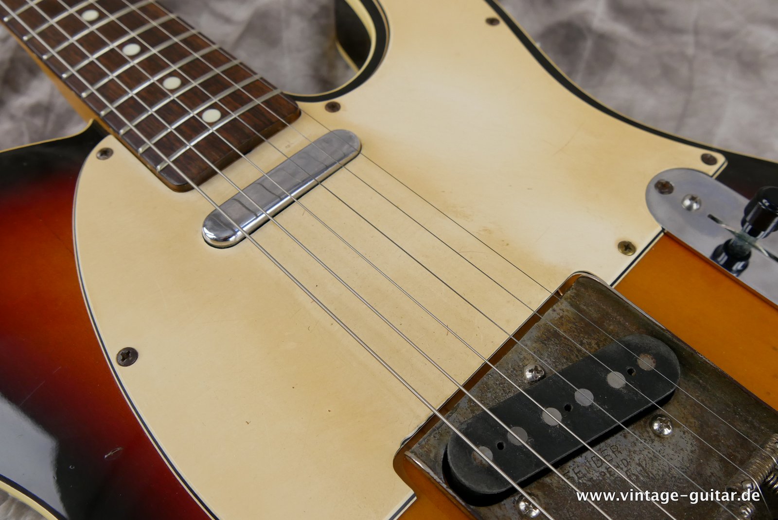 Fender-Telecaster-Custom-TL62-Reissue-MiJ-JV-1985-016.JPG