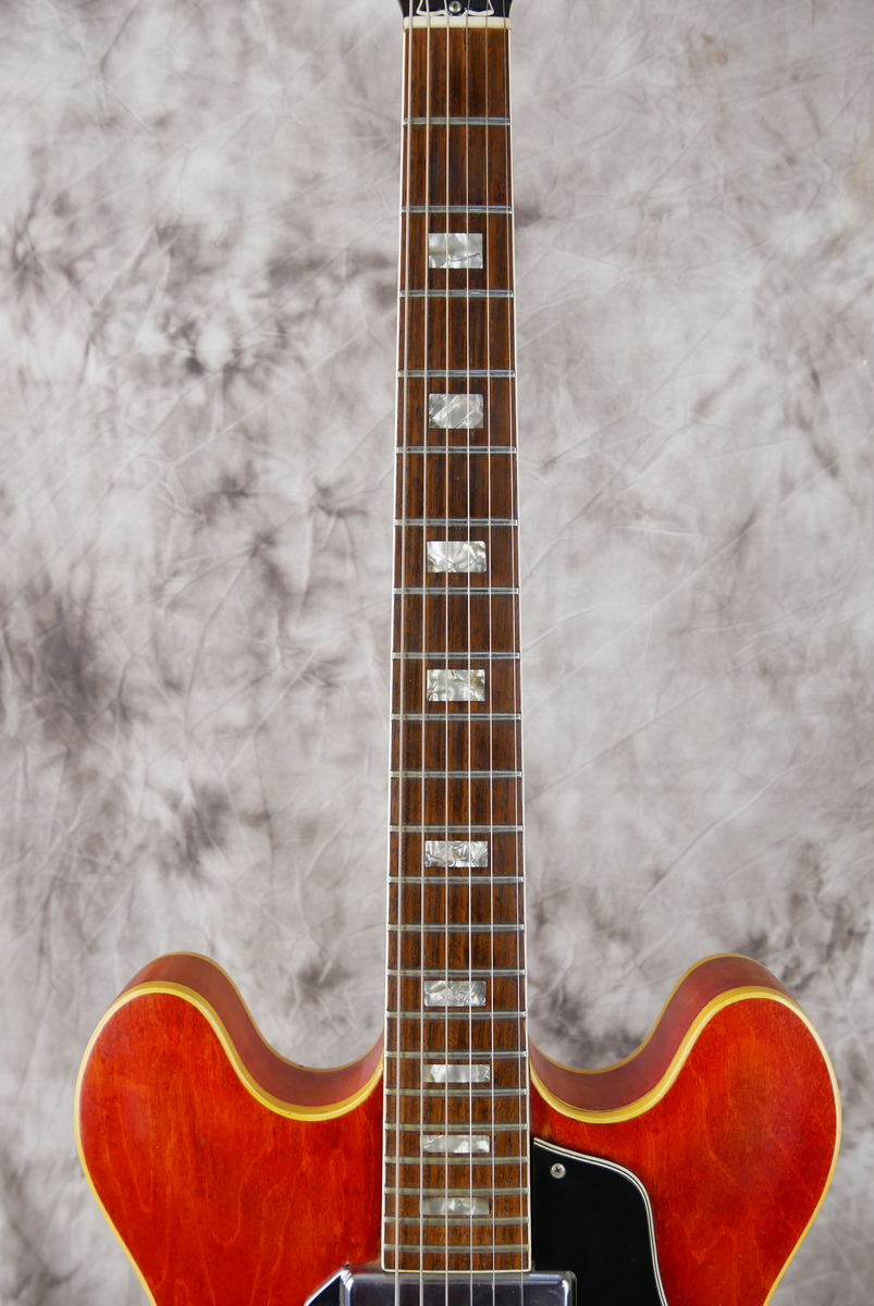img/vintage/4717/Gibson_ES_330_TDC_cherry_1967-011.JPG