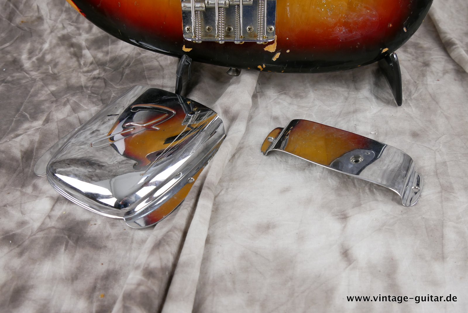 Fender-Jazz-Bass-1972-sunburst-020.JPG