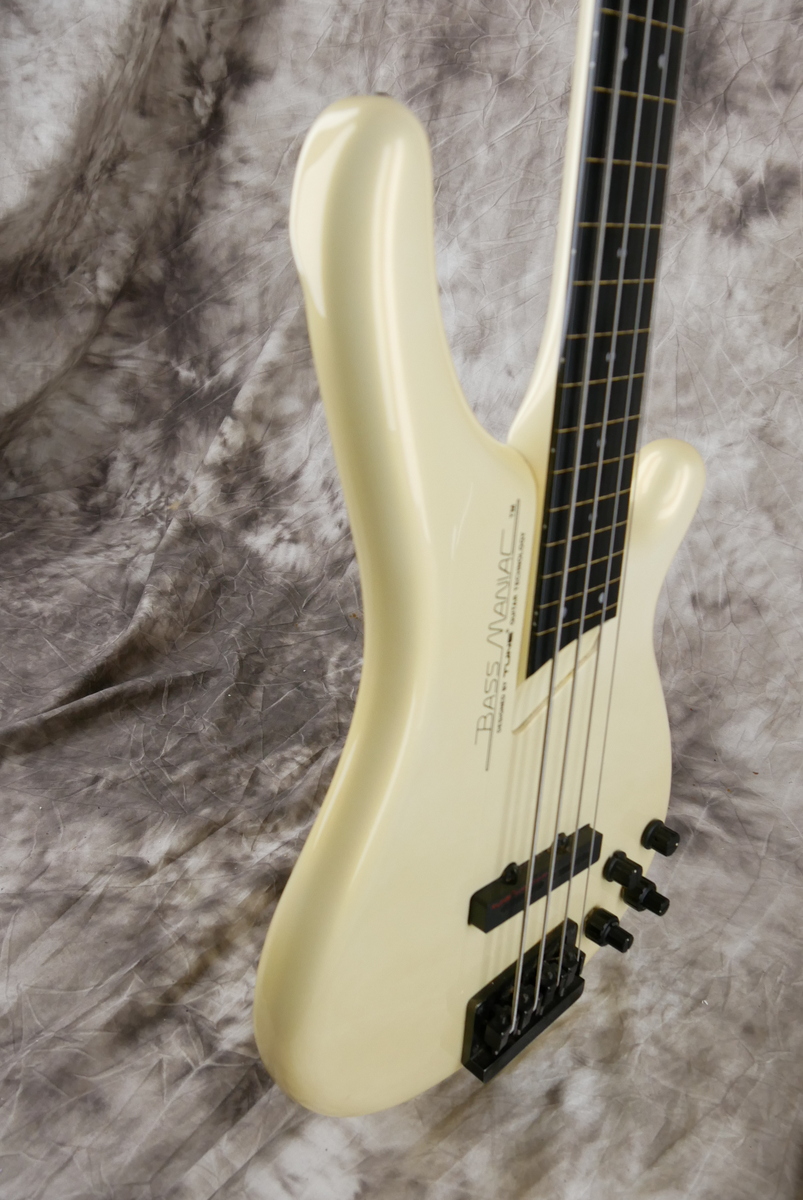 img/vintage/4721/Bass_Maniac_fretless_white_pearl_1986-005.JPG