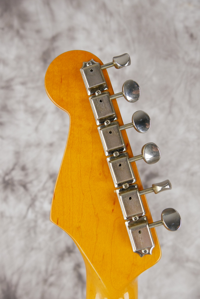 img/vintage/4725/Fender_Stratocaster_57_AVRI_sunburst_2016-010.JPG