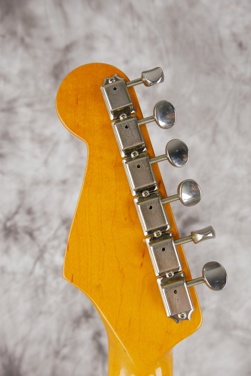 Fender_Stratocaster_57_AVRI_sunburst_2016-010.JPG