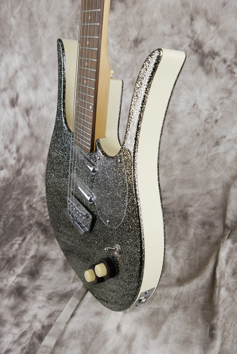 Danelectro_GuitarLin_Longhorn_black_sparkle_1995-006.JPG