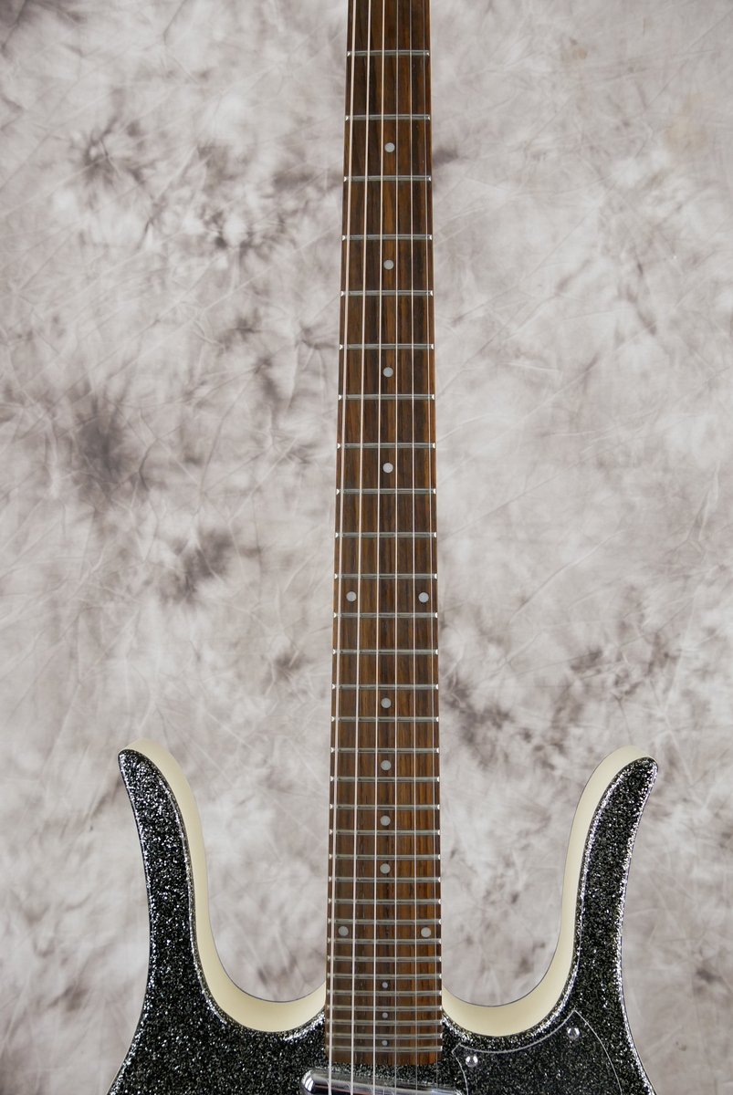 Danelectro_GuitarLin_Longhorn_black_sparkle_1995-011.JPG