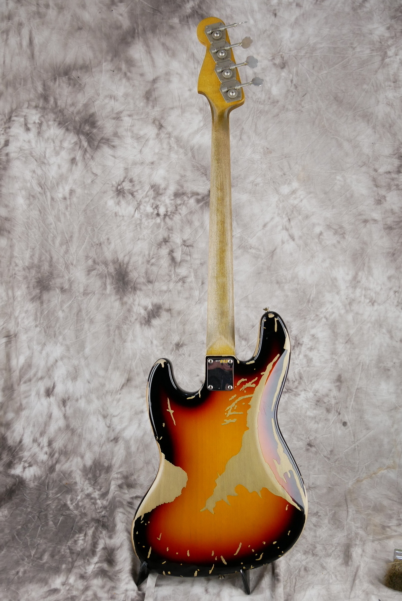 Fender_Jazz_Bass_fretless_Jaco_Pastorius_Custom_shop_sunburst_2010-002.JPG