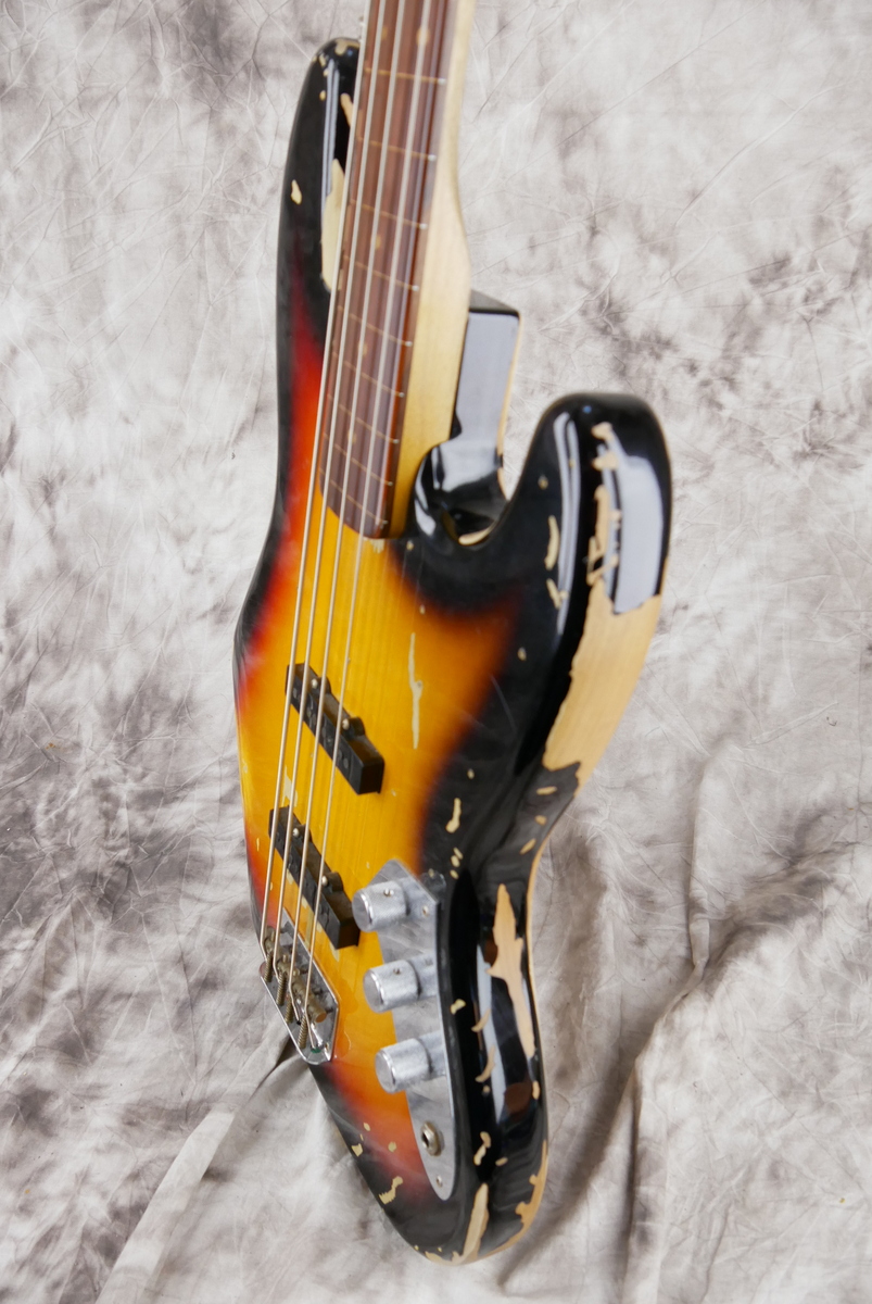 Fender_Jazz_Bass_fretless_Jaco_Pastorius_Custom_shop_sunburst_2010-006.JPG