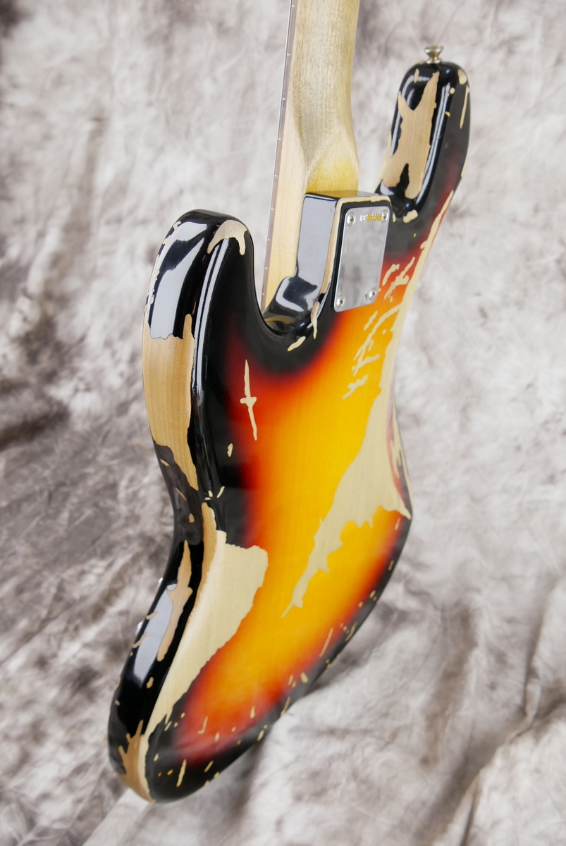 img/vintage/4728/Fender_Jazz_Bass_fretless_Jaco_Pastorius_Custom_shop_sunburst_2010-007.jpg
