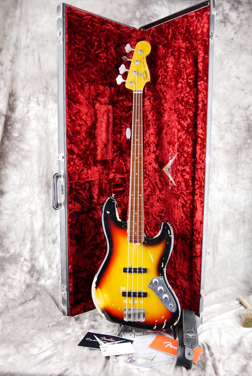 img/vintage/4728/Fender_Jazz_Bass_fretless_Jaco_Pastorius_Custom_shop_sunburst_2010-013.JPG