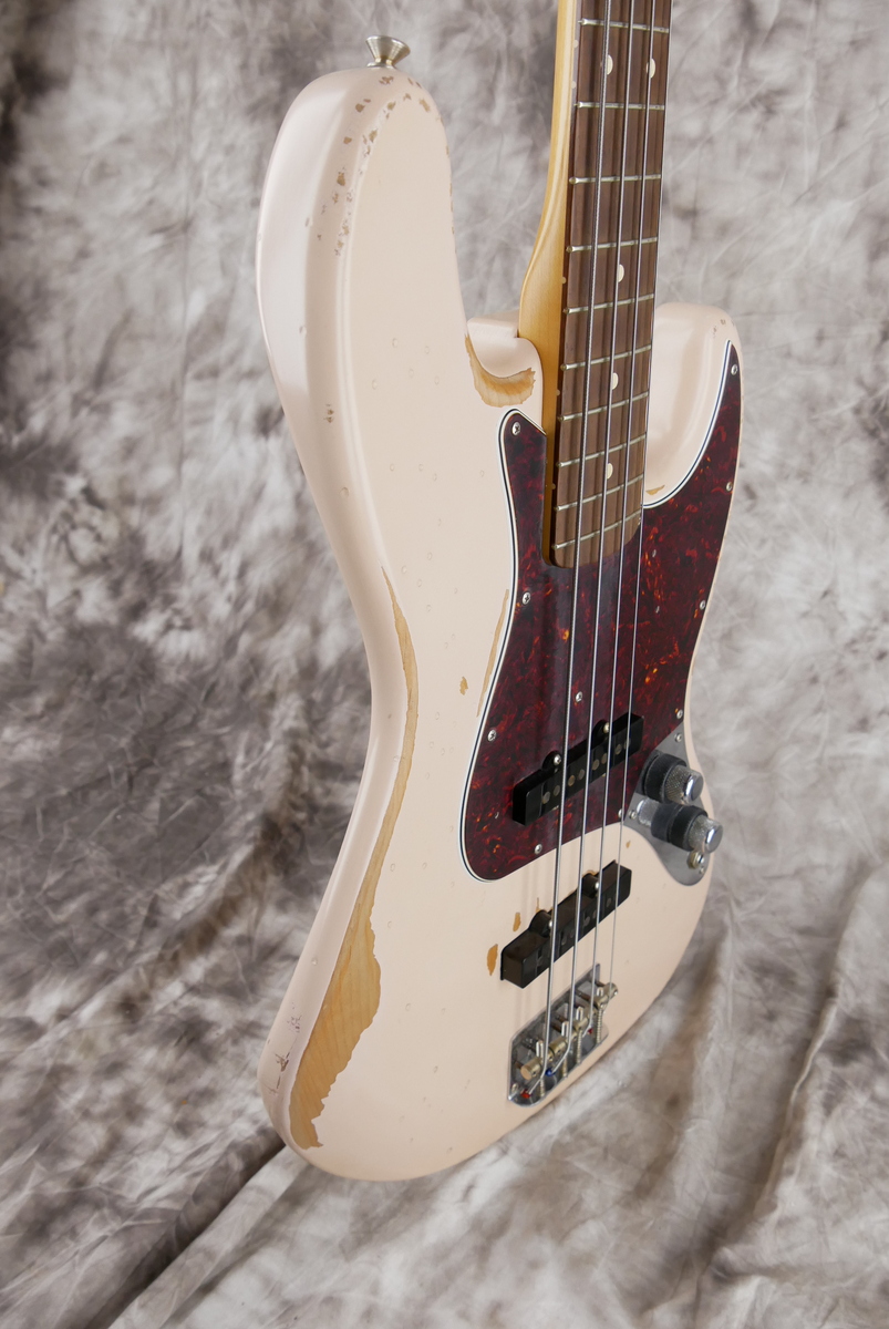 img/vintage/4733/Fender_Jazz_Bass_Flea_signature_faded_shell_pink_2016-005.JPG
