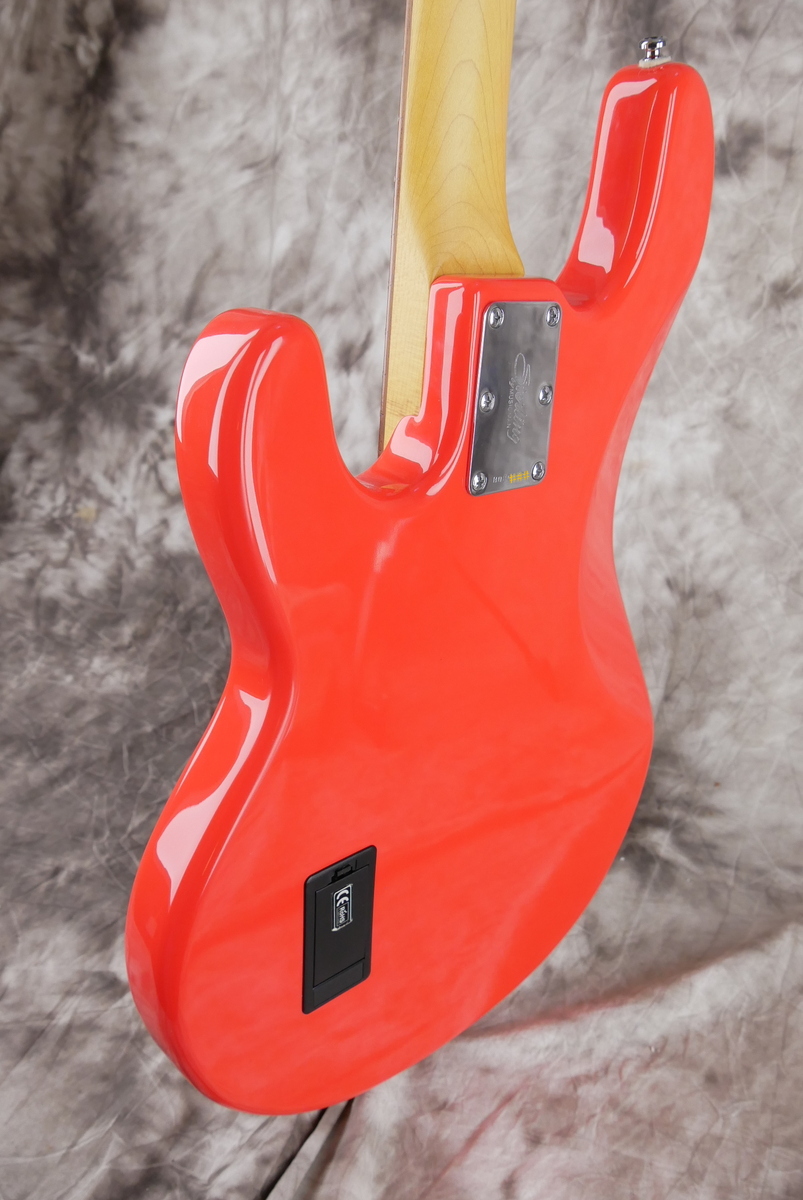 Sterling_by_MusicMan_StingRay_fiesta_red_2008-006.JPG