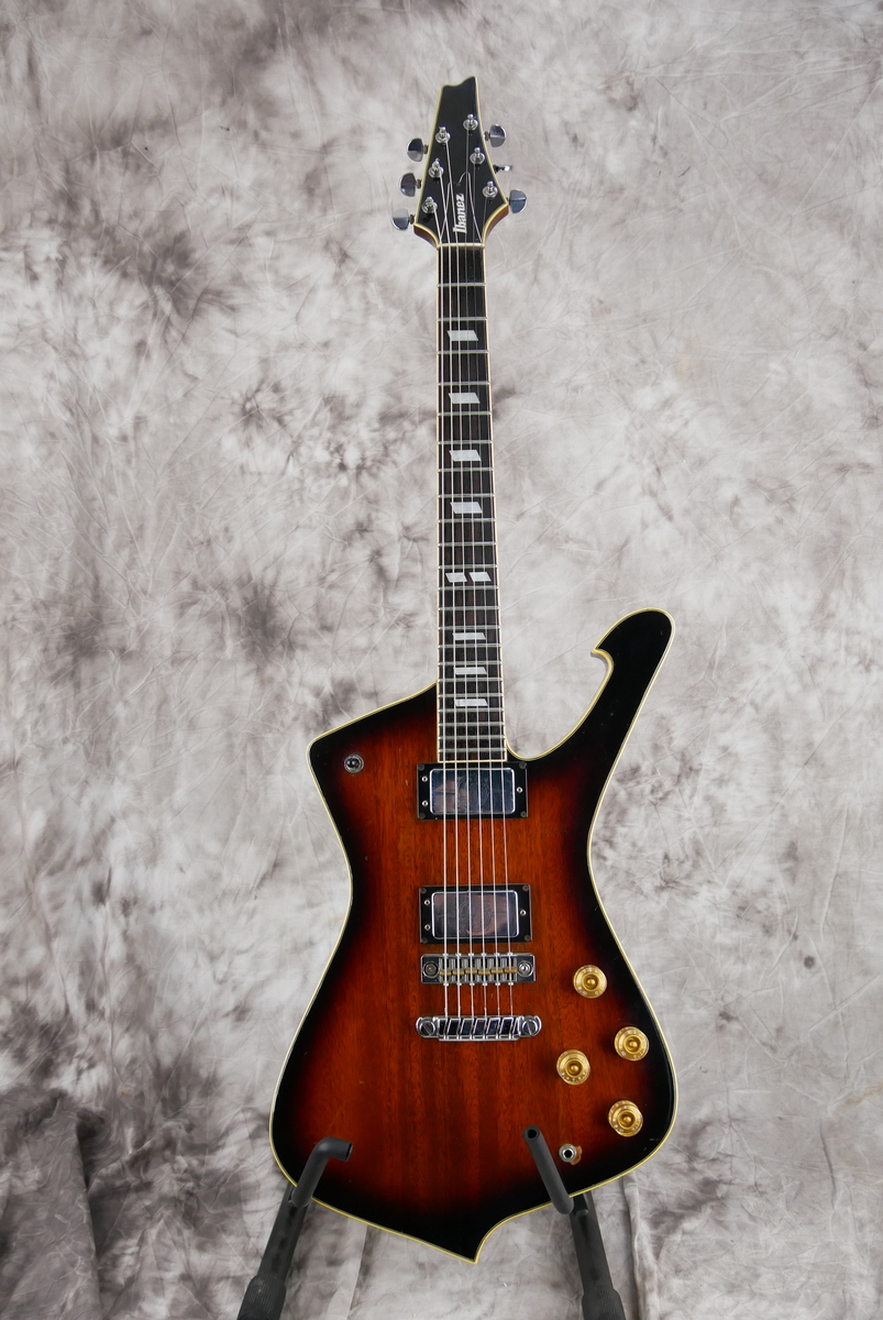 Ibanez_Iceman_IC_200_sunburst_1979-001.JPG