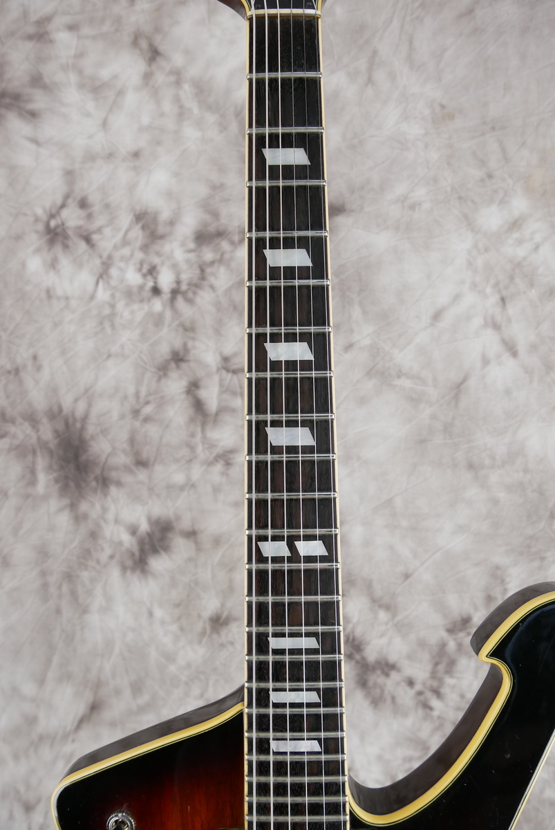 Ibanez_Iceman_IC_200_sunburst_1979-011.JPG