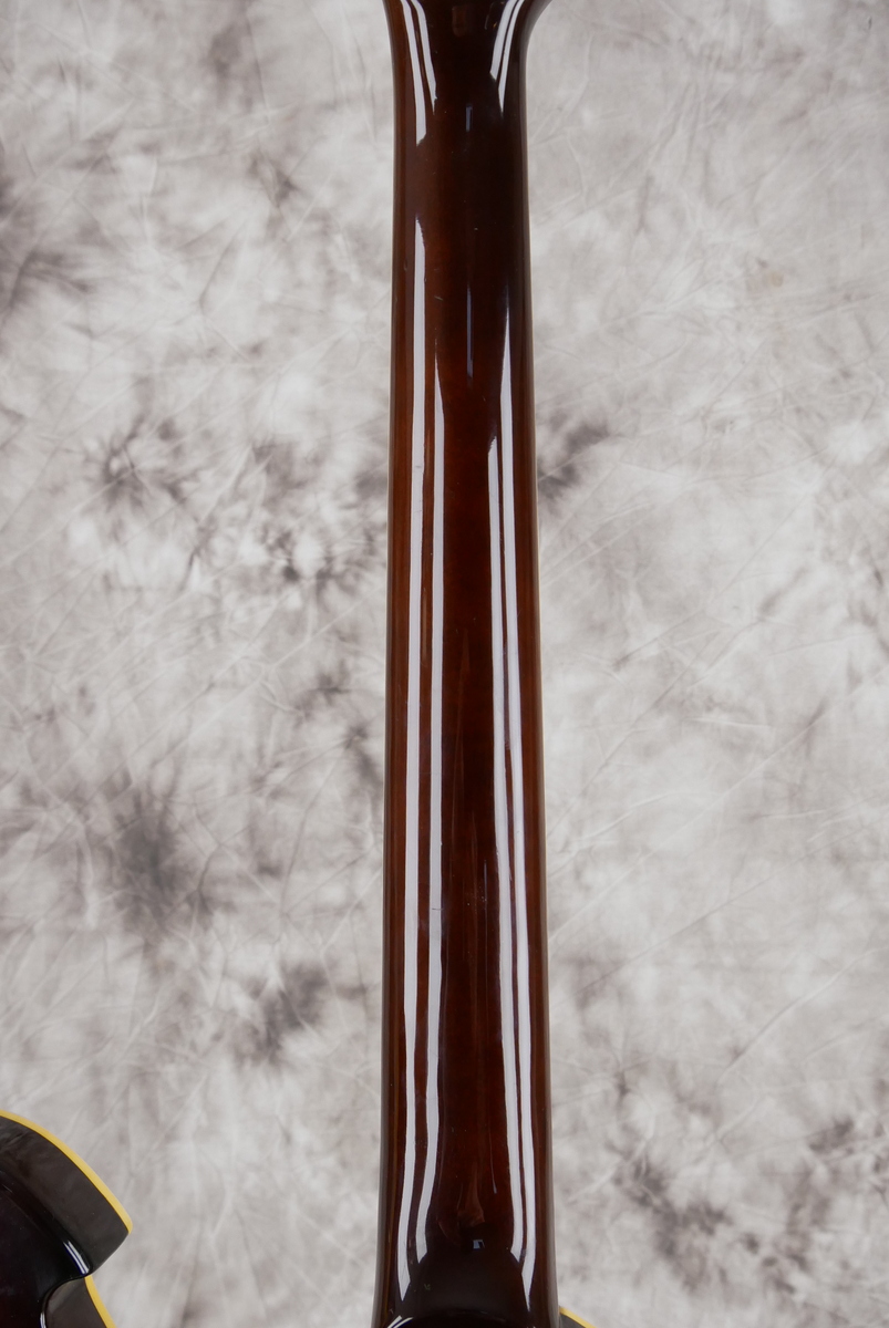 img/vintage/4739/Ibanez_Iceman_IC_200_sunburst_1979-012.JPG