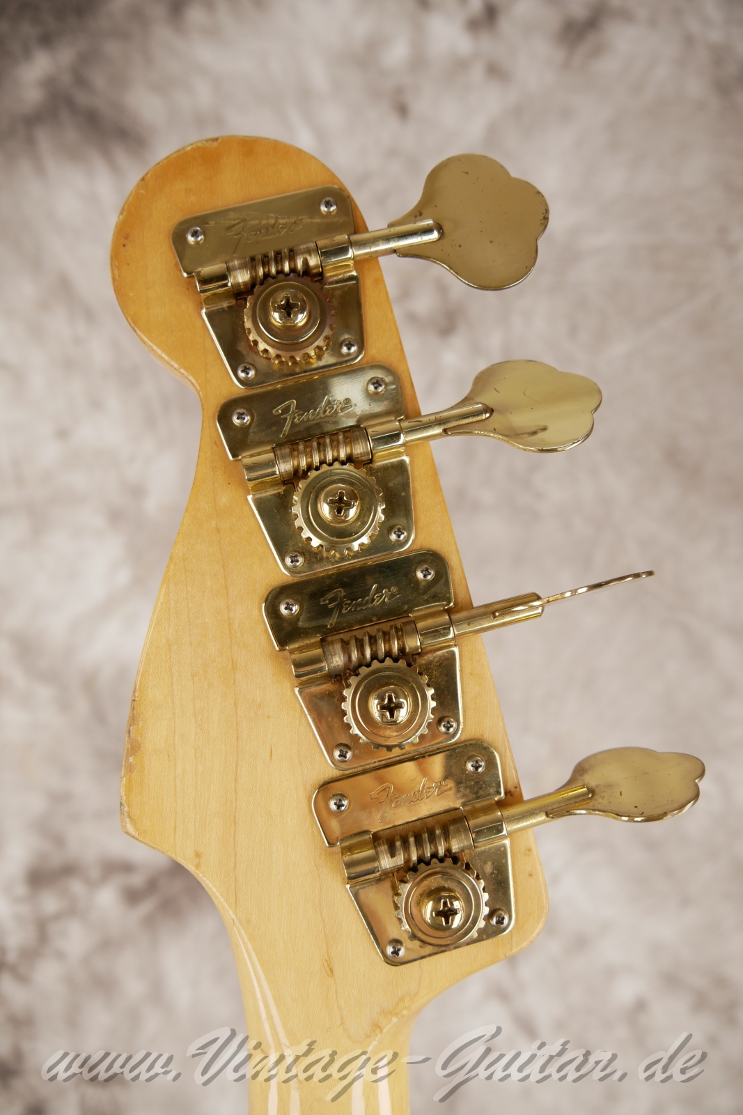 Fender_Precision_1982_Preci_Special_natural_USA-004.jpg