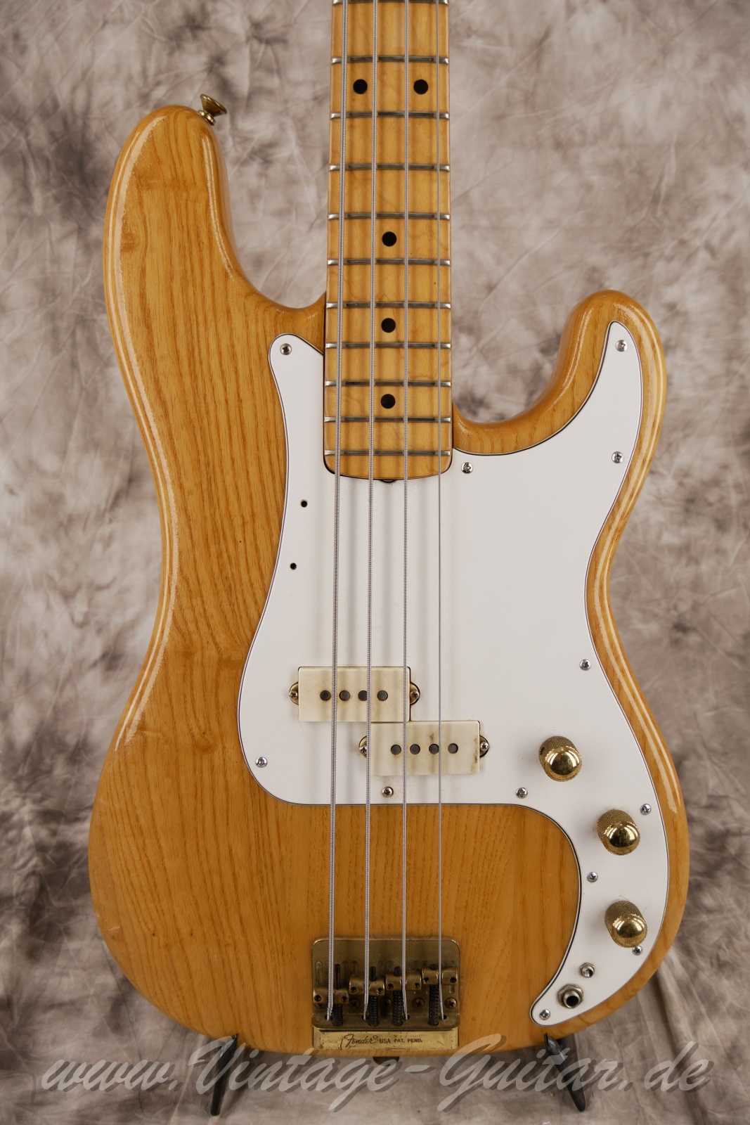 Fender_Precision_1982_Preci_Special_natural_USA-007.jpg