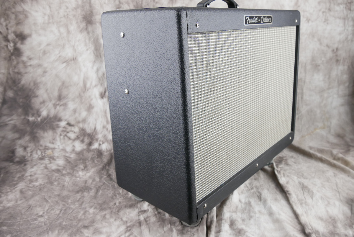 img/vintage/4748/Fender_Hot_Rod_Deluxe_USA_black_1999-003.JPG