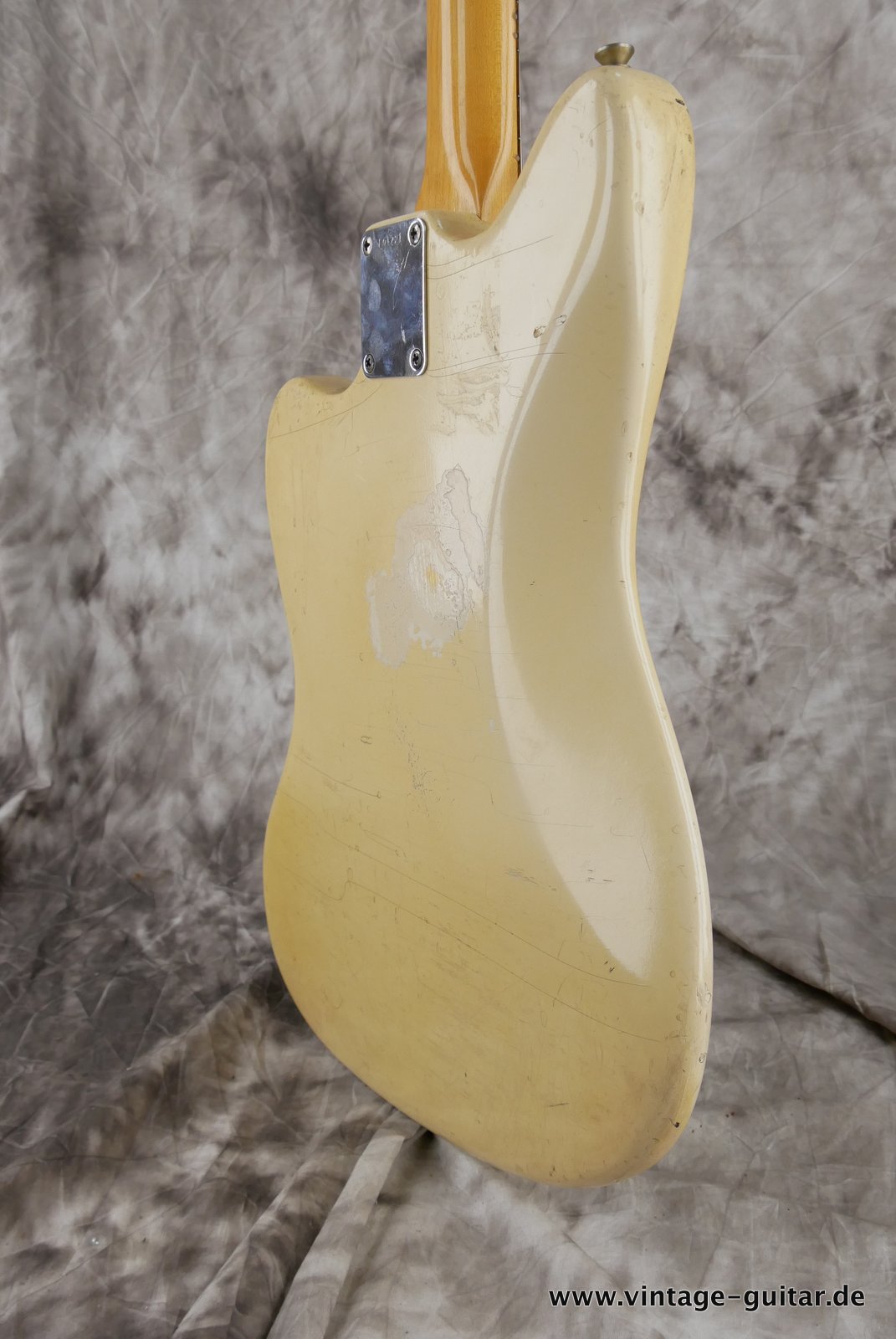 img/vintage/4761/Fender-Jazzmaster-1963-olympic-white-008.JPG