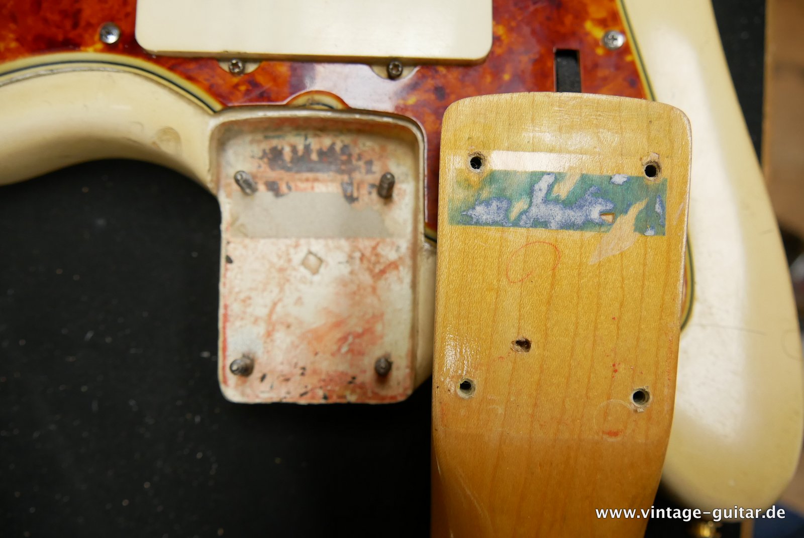 Fender-Jazzmaster-1963-olympic-white-019.JPG