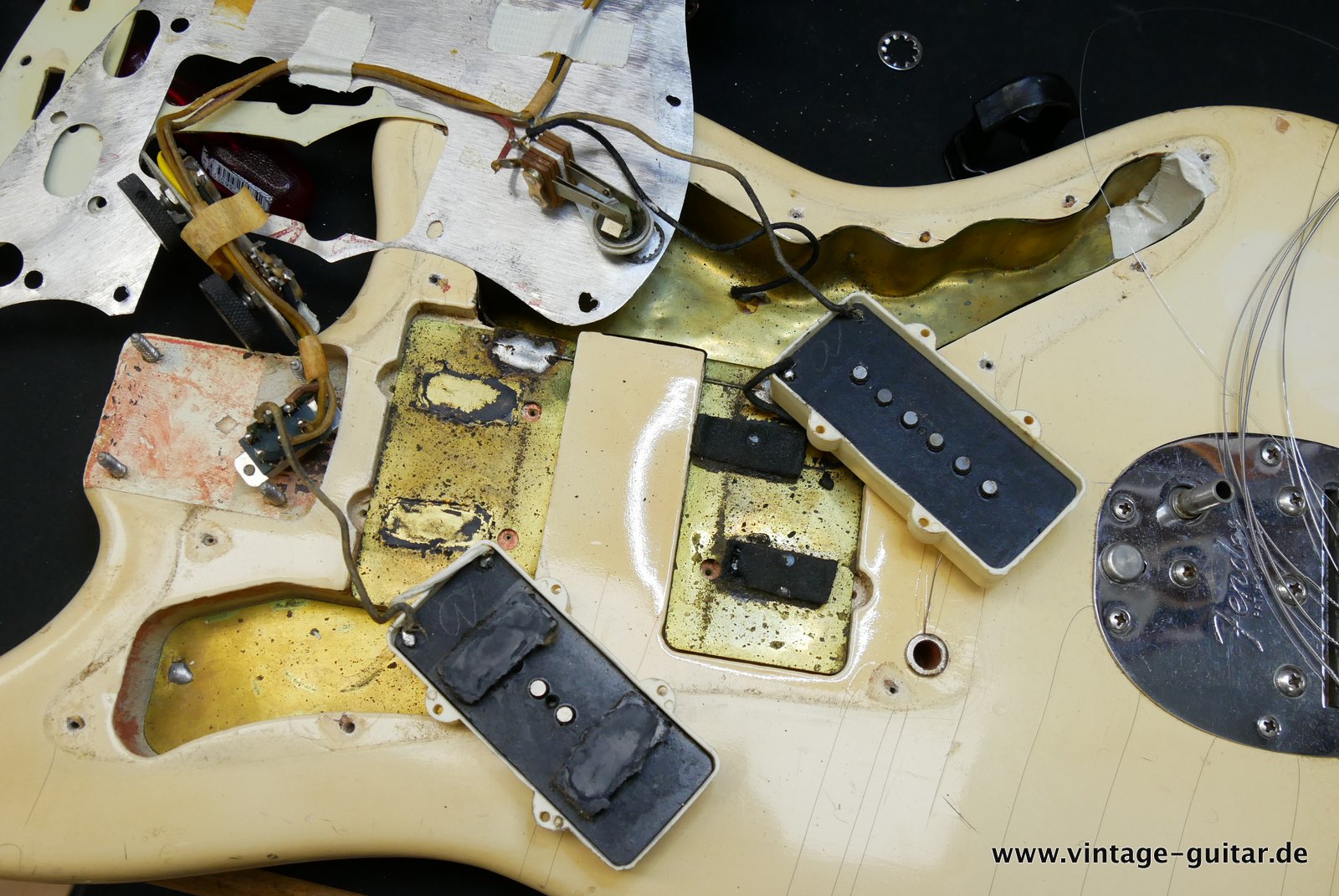 Fender-Jazzmaster-1963-olympic-white-022.JPG