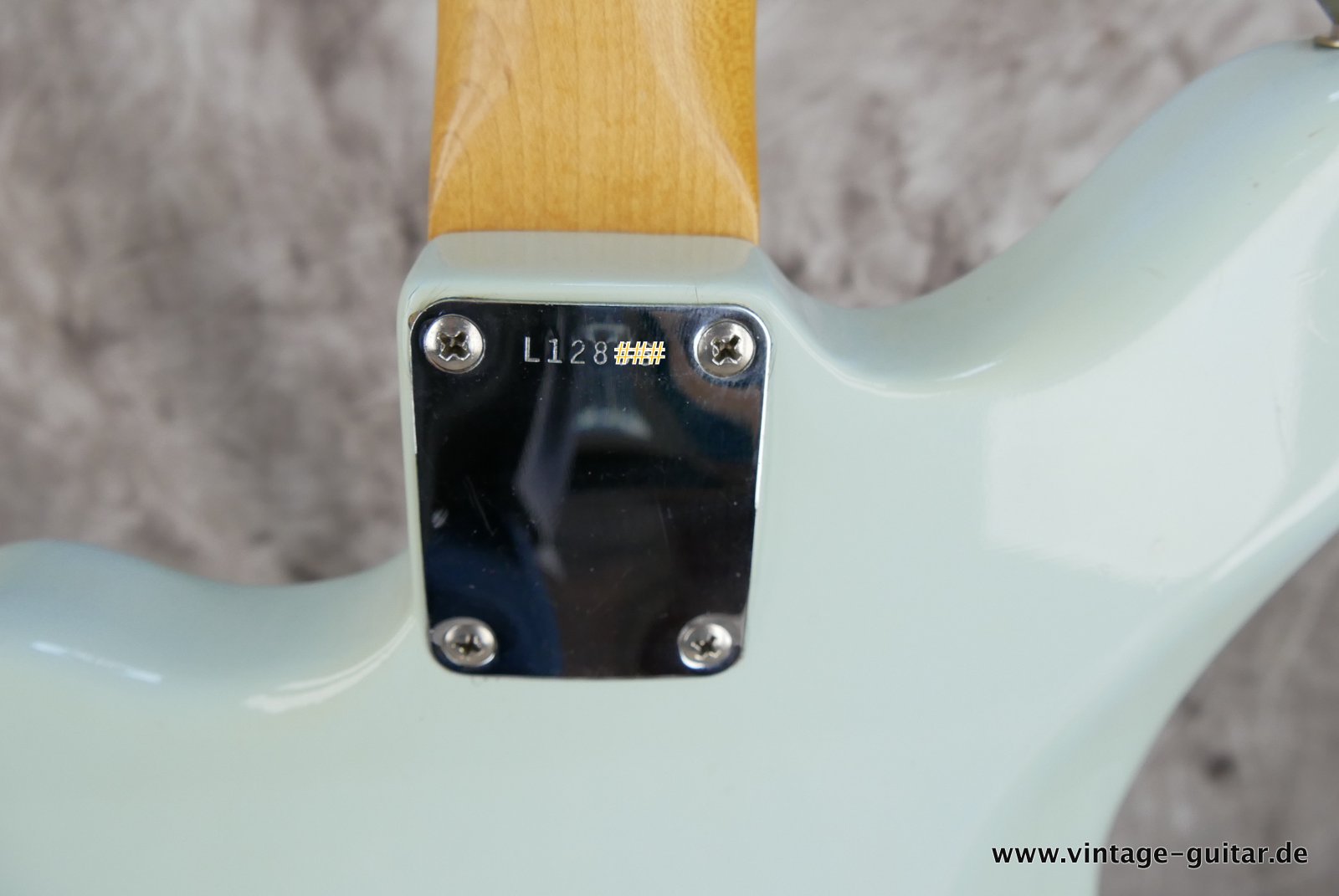 Fender-Jazzmaster-1964-sonic-blue-original-021.JPG