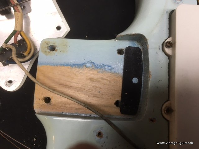 Fender-Jazzmaster-1964-sonic-blue-original-024.JPG
