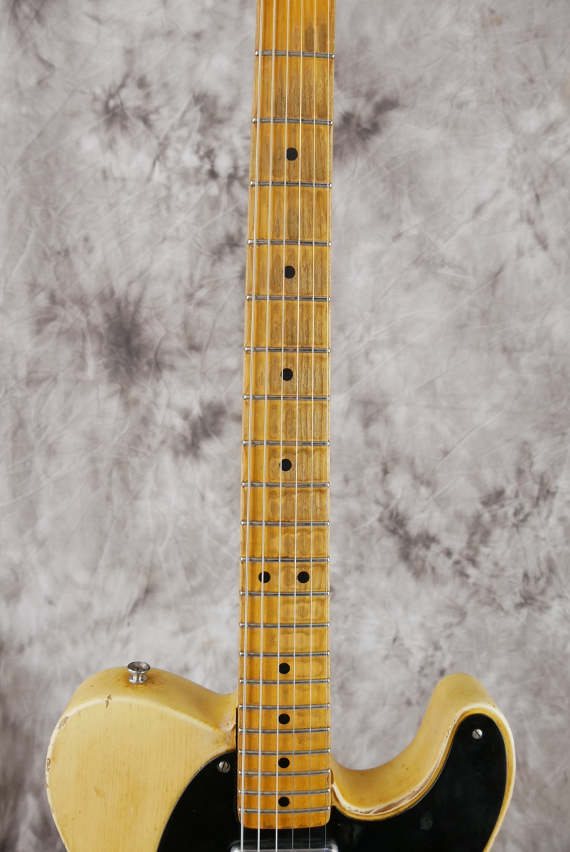 img/vintage/4767/Fender_Telecaster_blackguard_butterscotch_blonde_1952-011.JPG