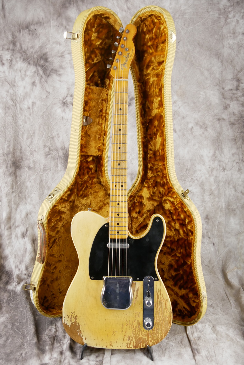 img/vintage/4767/Fender_Telecaster_blackguard_butterscotch_blonde_1952-014.JPG