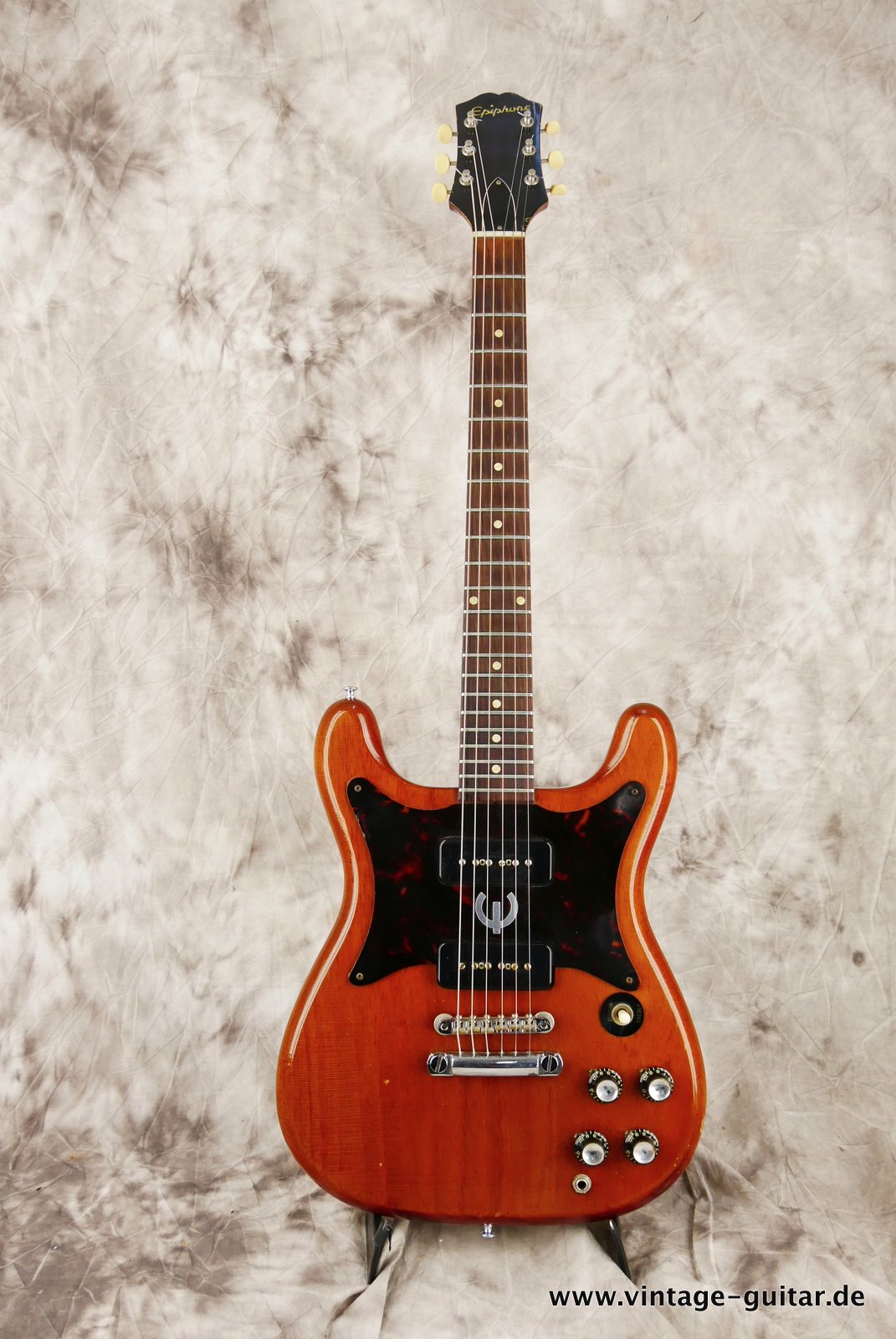 Epiphone-Wilshire-1963-cherry-001.JPG