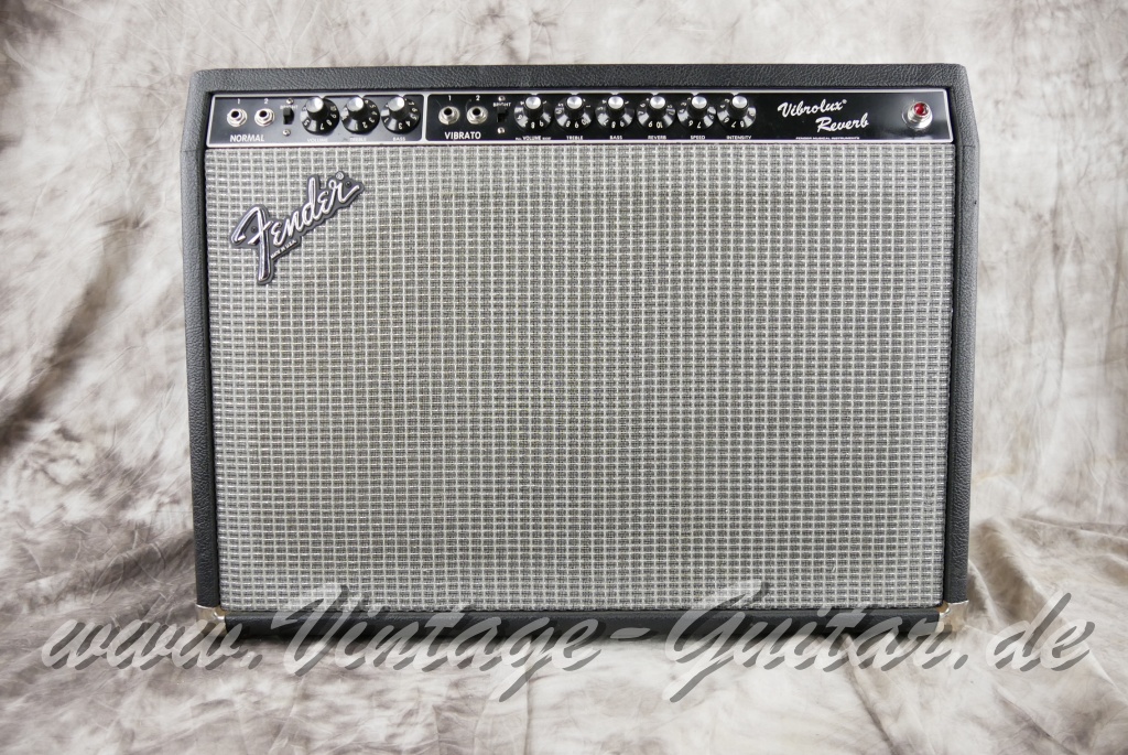 Fender_Vibrolux_Reverb_black_panel_point_to_point_1981-001.JPG