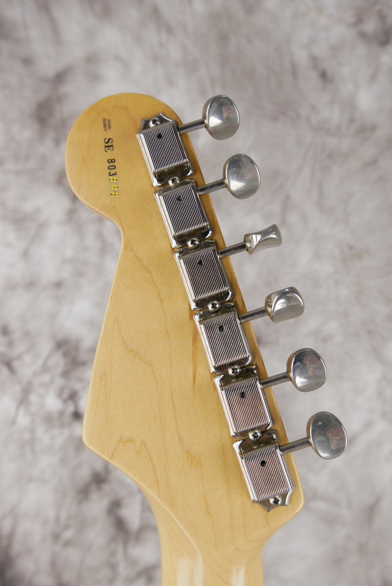 img/vintage/4787/Fender_Stratocaster_Eric_Clapton_signature_first_year_torino_red_1988-010.JPG.jpg