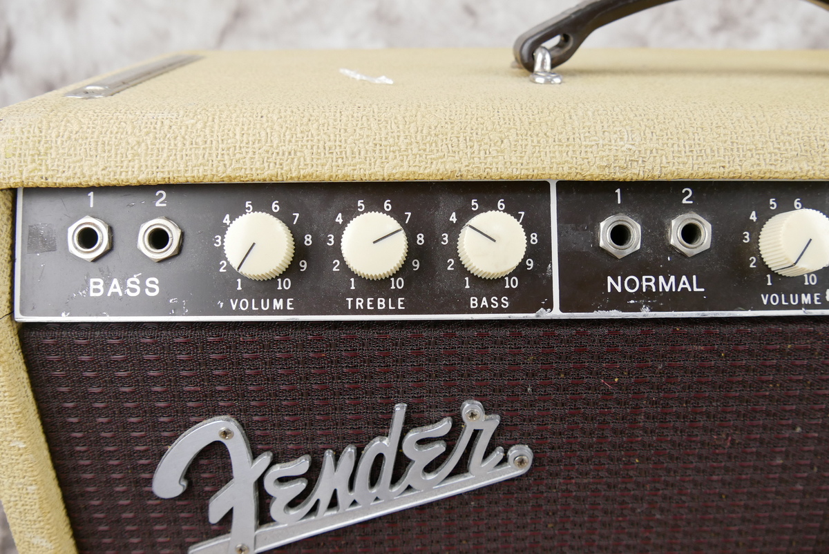 Fender_Bassman_Export_Head_cab_rough_white_tolex_1962-003.JPG