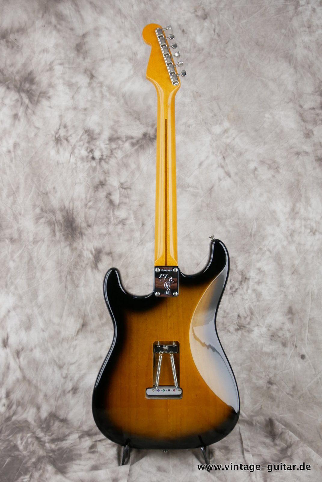 img/vintage/4795/Fender-Eric-Johnson-Signature-57-Stratocaster-003.JPG