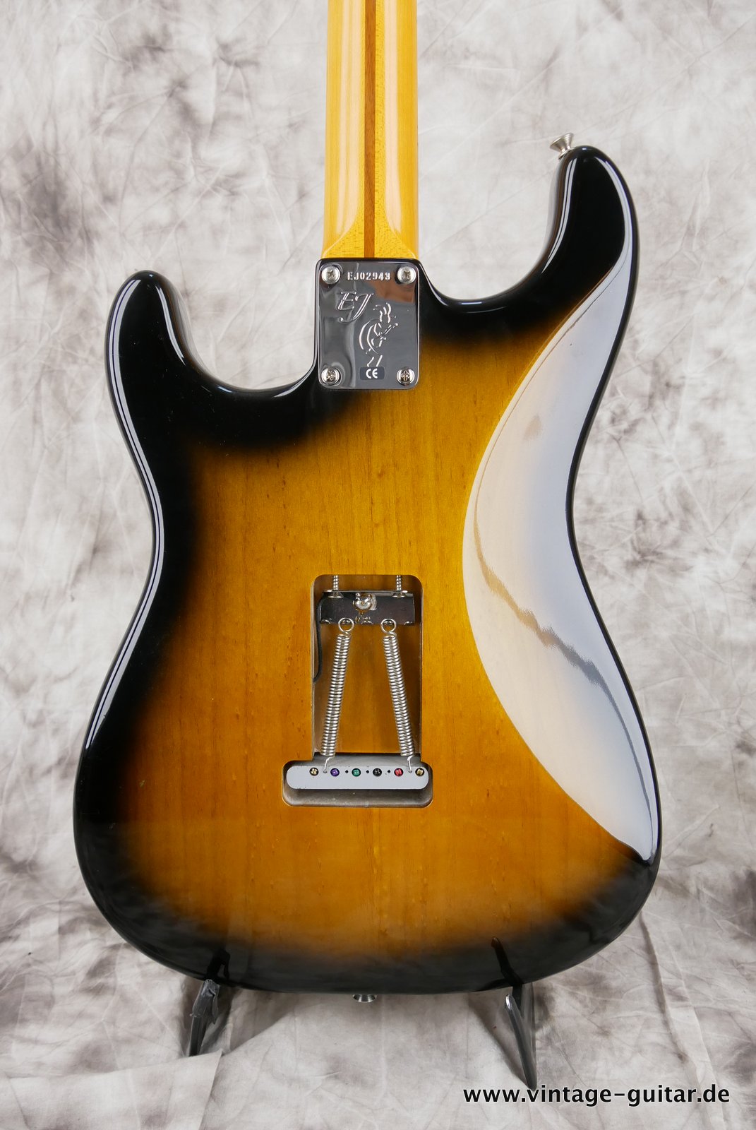 img/vintage/4795/Fender-Eric-Johnson-Signature-57-Stratocaster-004.JPG