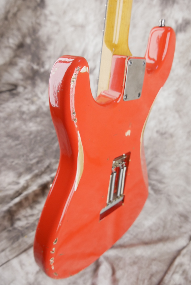 Haar_Strat_model_fiesta_red_2010-007.JPG