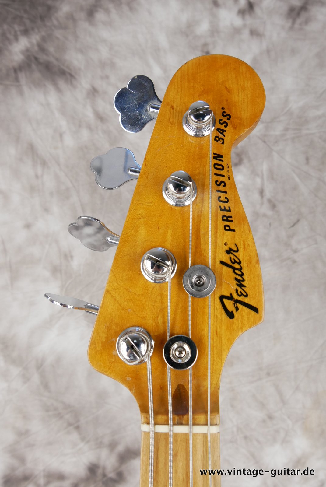 Fender-Precision-Bass-1973-1978-009.JPG