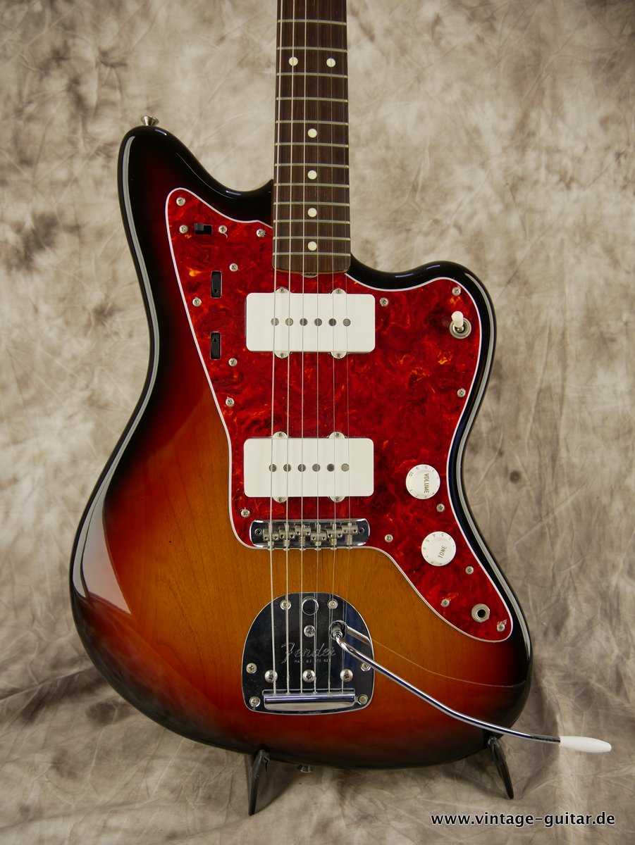 Fender_Jazzmaster_JM66_sunburst_Japan_1993-003.JPG