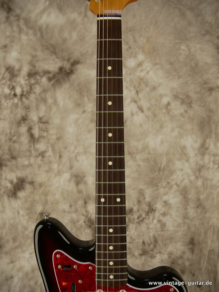 img/vintage/4818/Fender_Jazzmaster_JM66_sunburst_Japan_1993-011.JPG