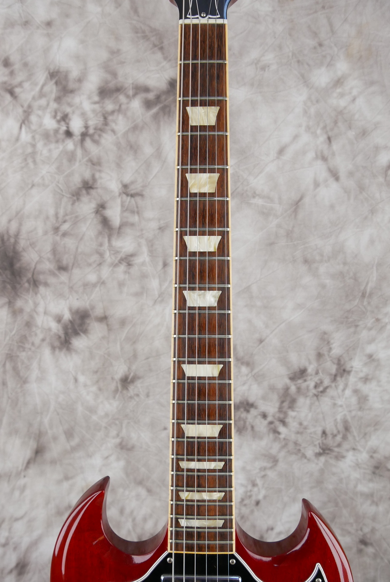 img/vintage/4819/Gibson_SG_Standard_Bigsby_cherry_2010-011.JPG