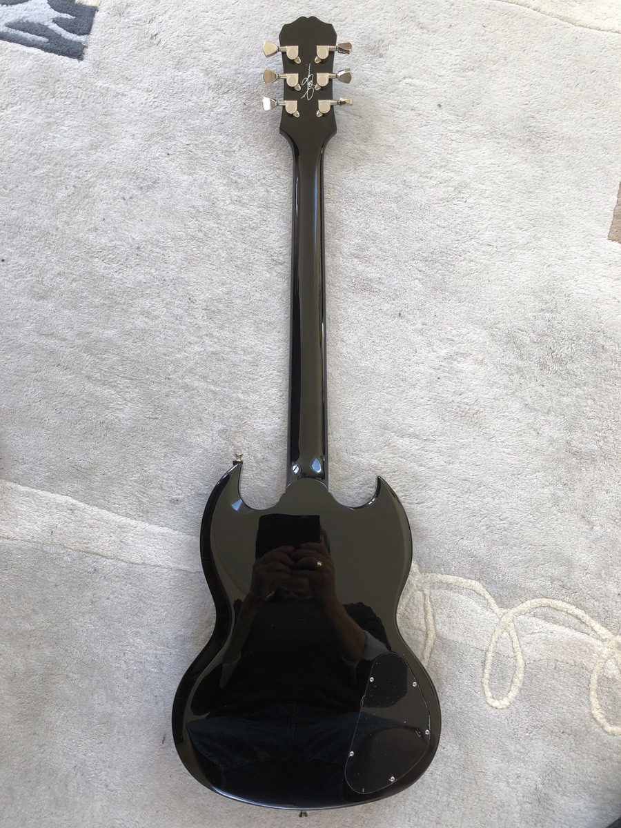 img/vintage/4820/Epiphone_SG_Standard_Tony_Iommi_black_lefthand_2020-002.jpg