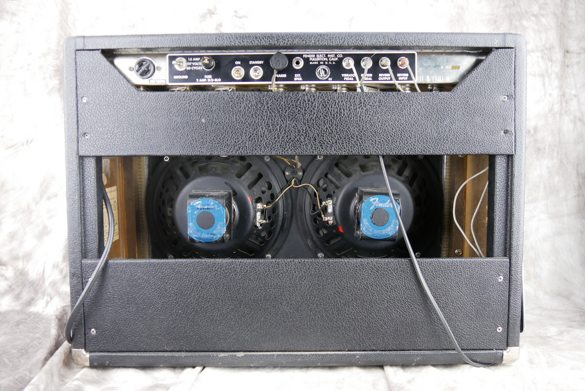 Fender_Vibrolux_Reverb_blackface_1965-002.JPG