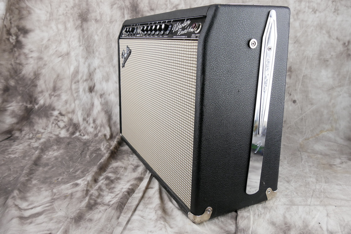 Fender_Vibrolux_Reverb_blackface_1965-004.JPG