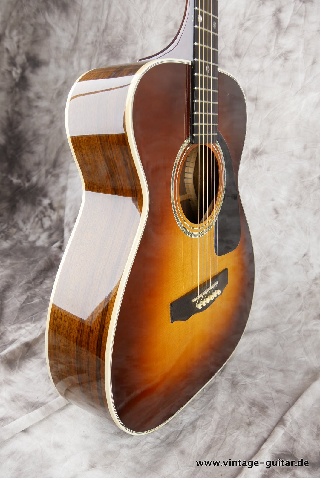 Guild-A-50-AB-Custom-1996-sunburst-005.JPG